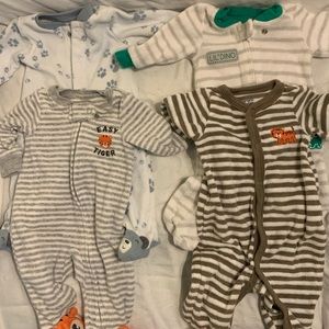 Bundle! Carter’s cold weather pajamas
